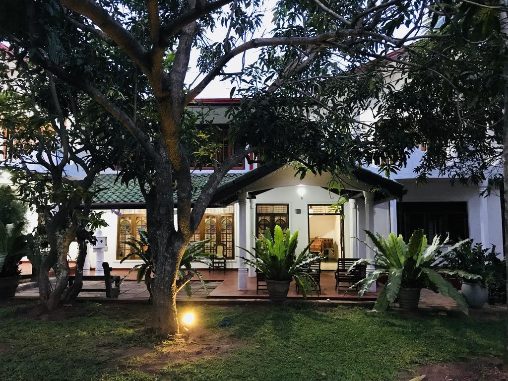 Pearl House Resort Анурадхапура Екстер'єр фото